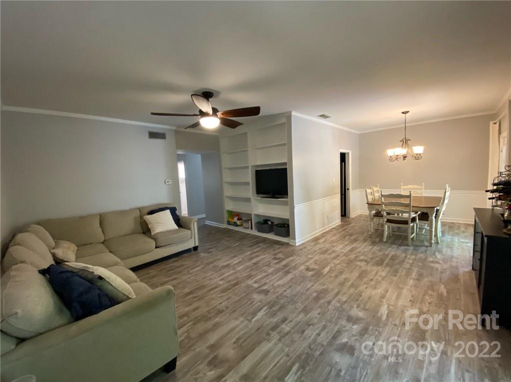 Property image 1 at 5929 Quail Hollow Road, Charlotte, NC 28210