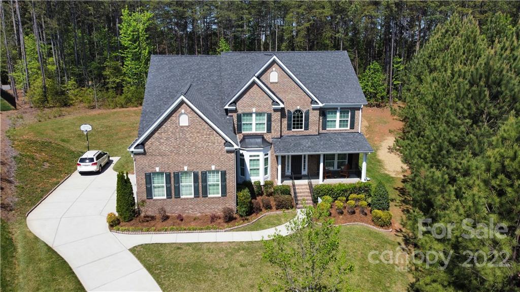 7945 Norman Pointe Drive