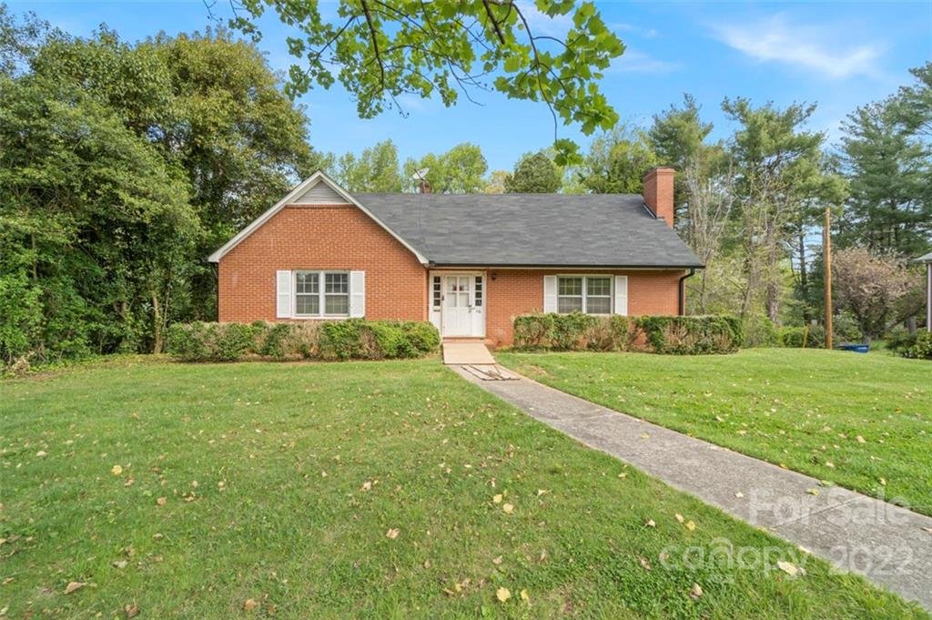 Property image 1 at 476 Summit Avenue, Statesville, NC 28677