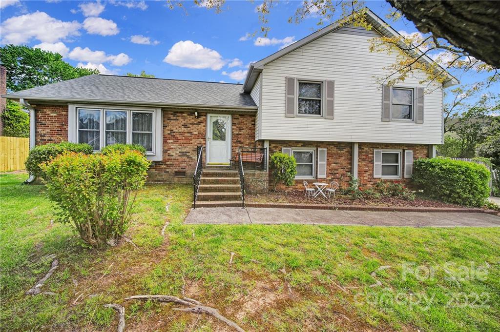 6317 Coach Hill Lane