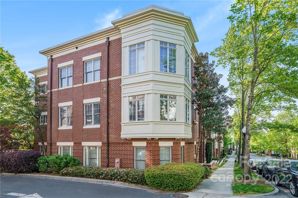 Property image 1 at 621 Garden District Drive, Charlotte, NC 28202