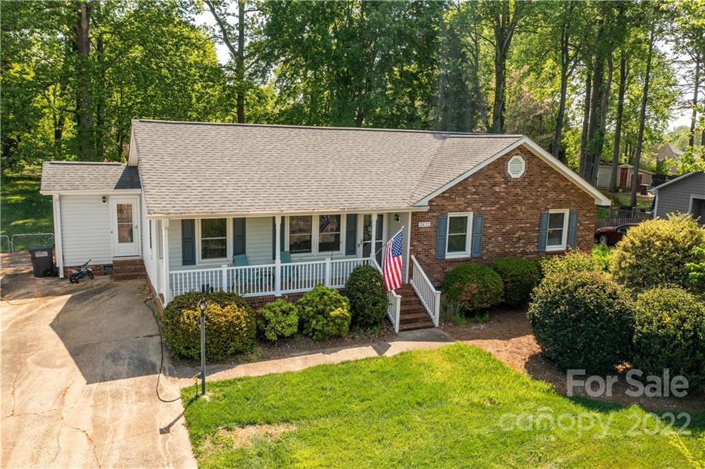 Property image 1 at 2632 Castlewood Drive, Gastonia, NC 28056