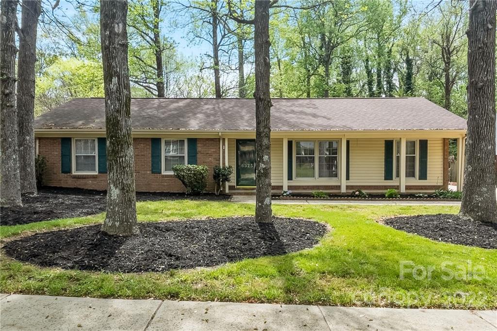 Property image 1 at 6325 Forest Way Drive, Charlotte, NC 28212