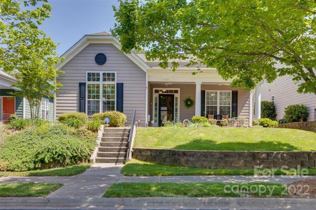 Property image 1 at 10039 Bishops Gate Boulevard, Pineville, NC 28134