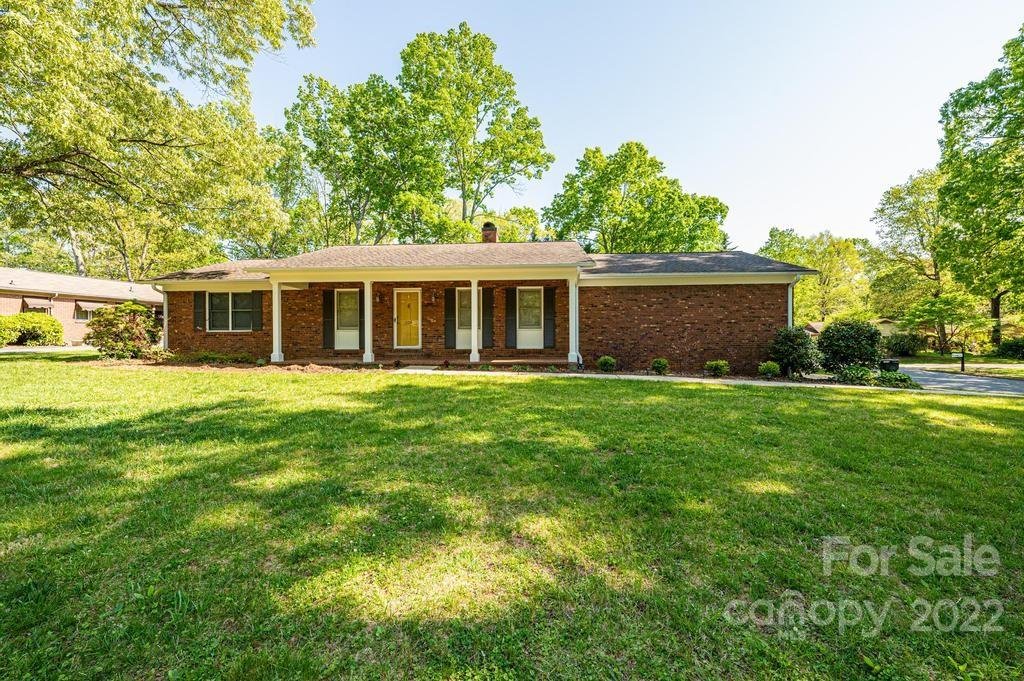Property image 1 at 1210 19th Avenue, Hickory, NC 28601
