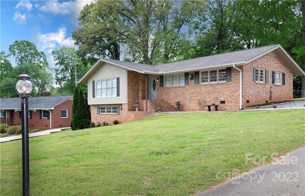 Property image 1 at 1749 Matthews Drive, Rock Hill, SC 29732