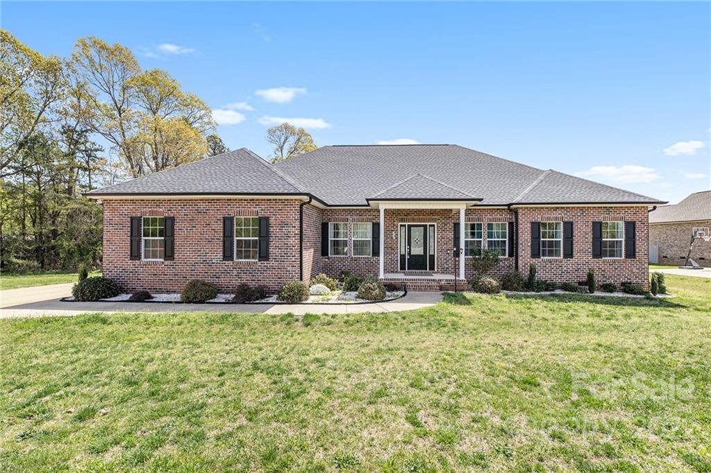 Property image 1 at 2350 Fay Jones Road, Denver, NC 28037