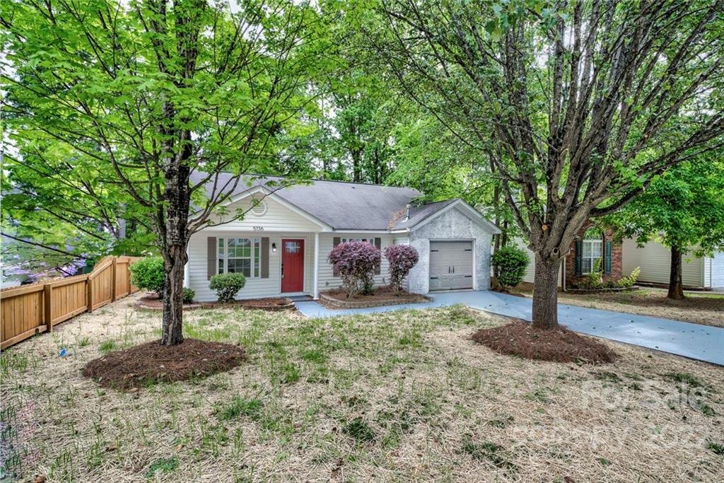 Property image 1 at 5136 Rosemede Drive, Charlotte, NC 28227