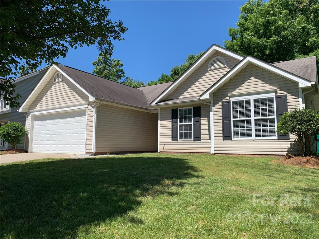 Property image 1 at 8712 Clifton Meadow Drive, Matthews, NC 28105