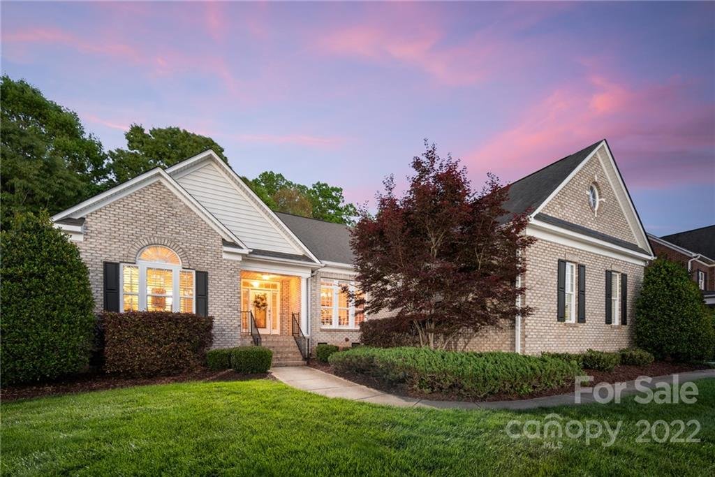 1317 Waynewood Drive