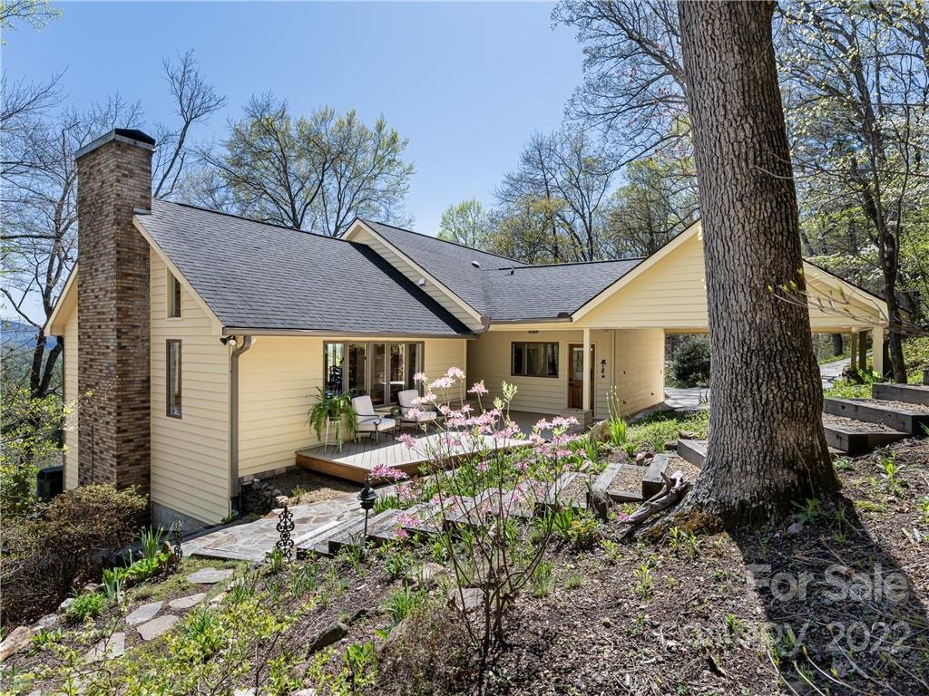 Property image 1 at 362 E Sondley Drive, Asheville, NC 28805