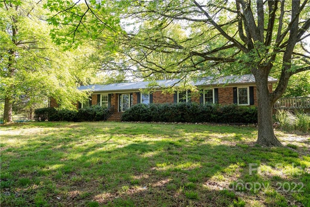 Property image 1 at 354 Skyview Drive, Catawba, SC 29704
