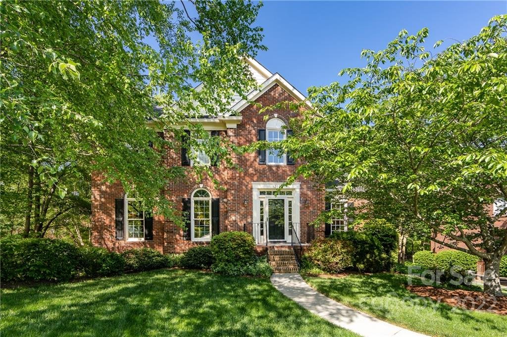 Property image 1 at 1218 Holly Ridge Drive, Matthews, NC 28105