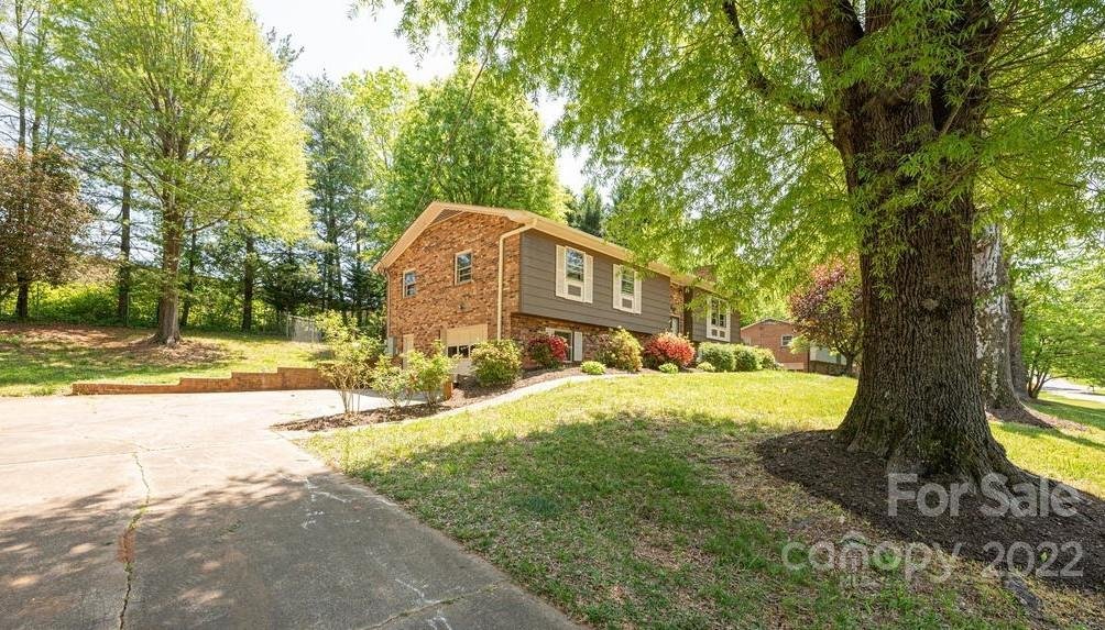 Property image 1 at 406 Parlier Avenue, Conover, NC 28613