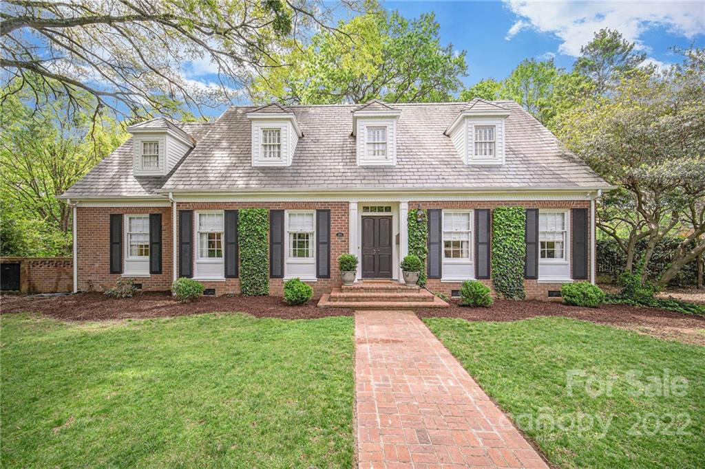 Property image 1 at 213 W Eleventh Avenue, Gastonia, NC 28052