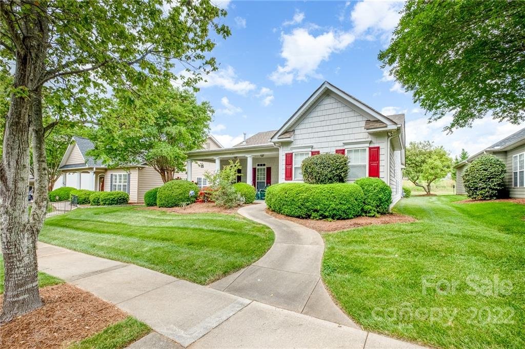 Property image 1 at 12922 Park Crescent Circle, Pineville, NC 28134