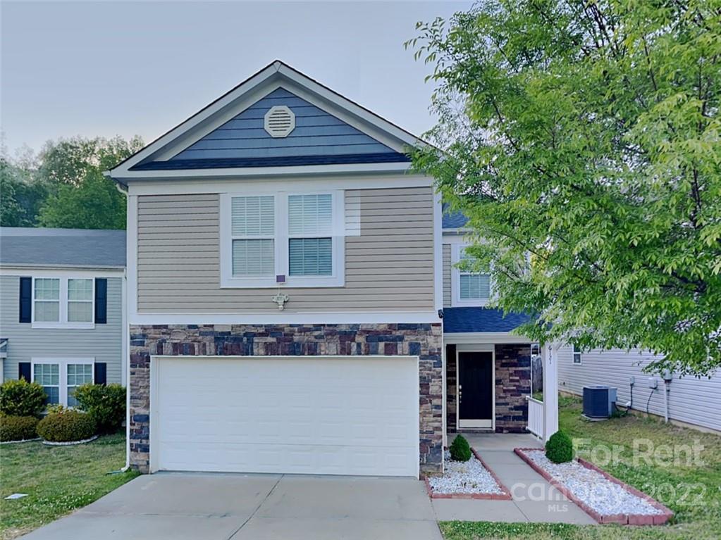 Property image 1 at 6121 Fazenda Drive, Charlotte, NC 28214