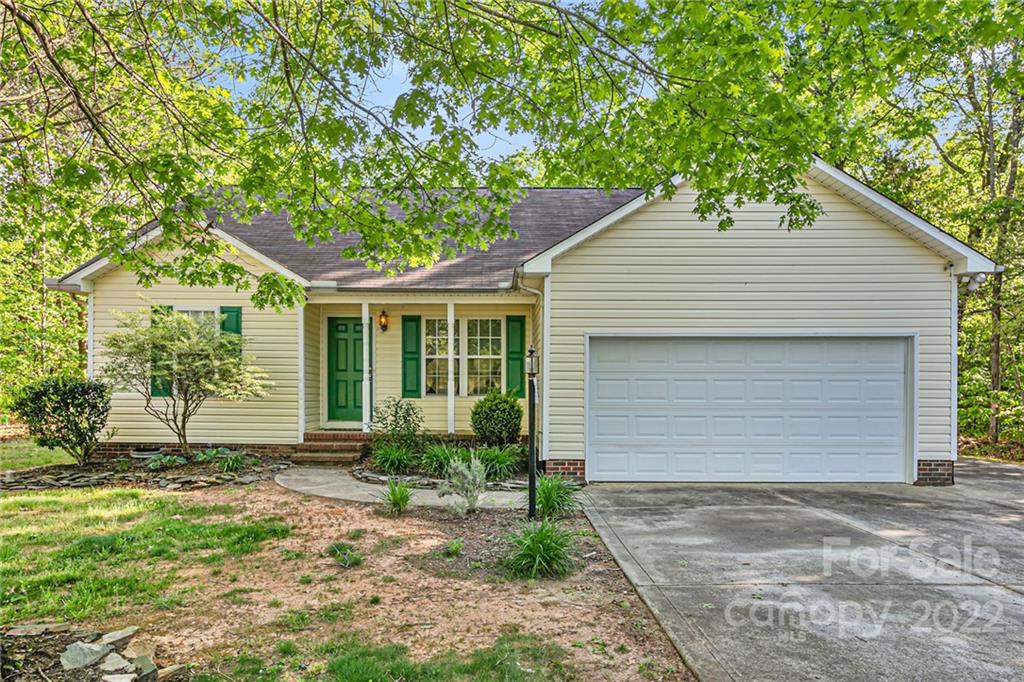 Property image 1 at 4586 Shawnee Court, Maiden, NC 28650