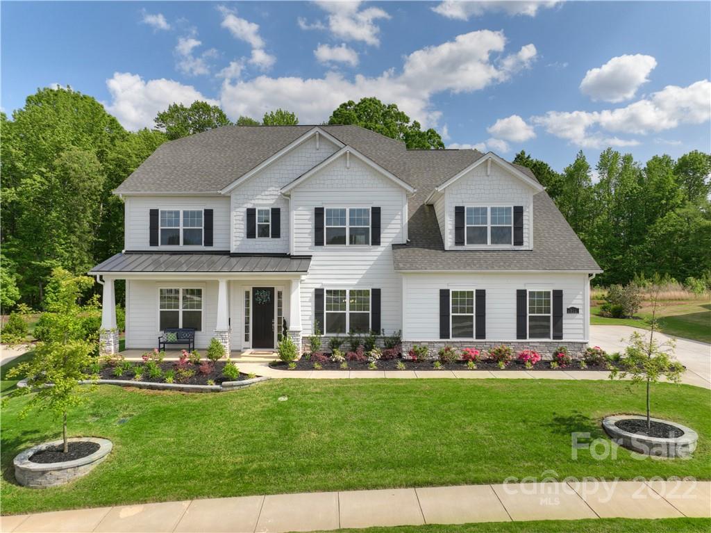 Property image 1 at 911 Harlow S Crossing Drive, Matthews, NC 28104