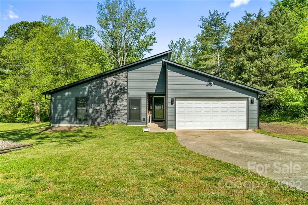 Property image 1 at 11011 Vista Haven Drive, Charlotte, NC 28226