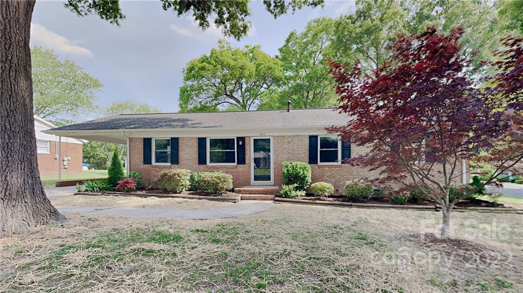 Property image 1 at 1003 Holly Drive, Gastonia, NC 28054