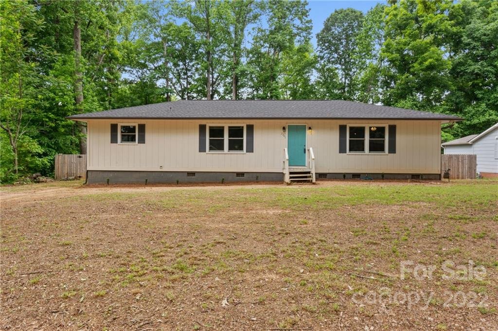 Property image 1 at 2301 Sunset Boulevard, Charlotte, NC 28269