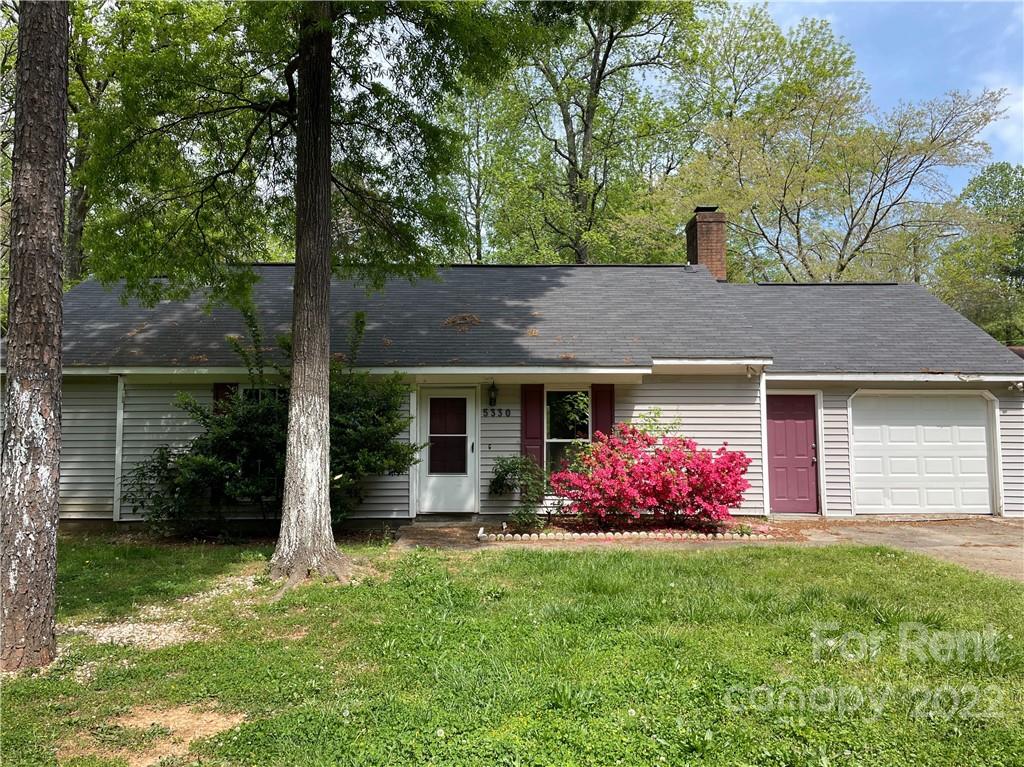 Property image 1 at 5330 Great Wagon Road, Charlotte, NC 28215