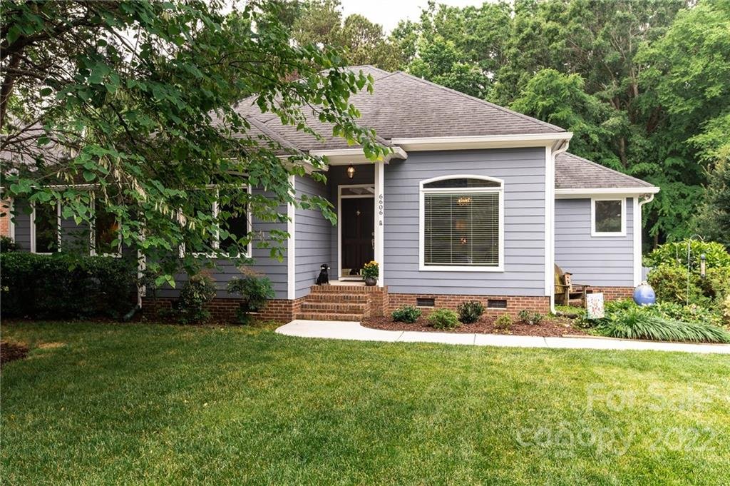 Property image 1 at 6606 Shaftesbury Road, Charlotte, NC 28270