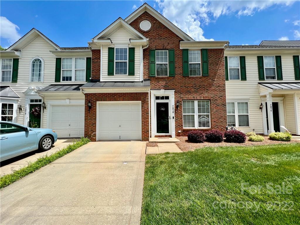 7976 Mariners Pointe Circle