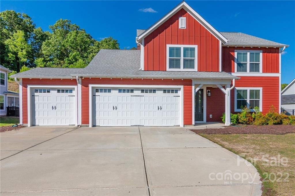 135 Country Lake Drive