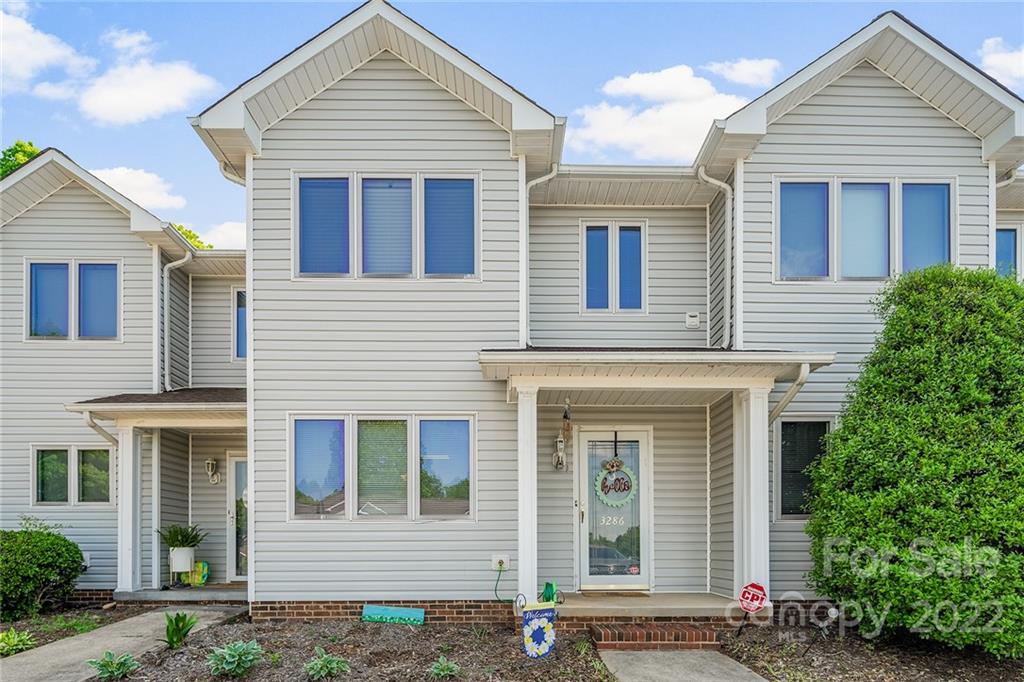 Property image 1 at 3286 White Oak Court, Claremont, NC 28610