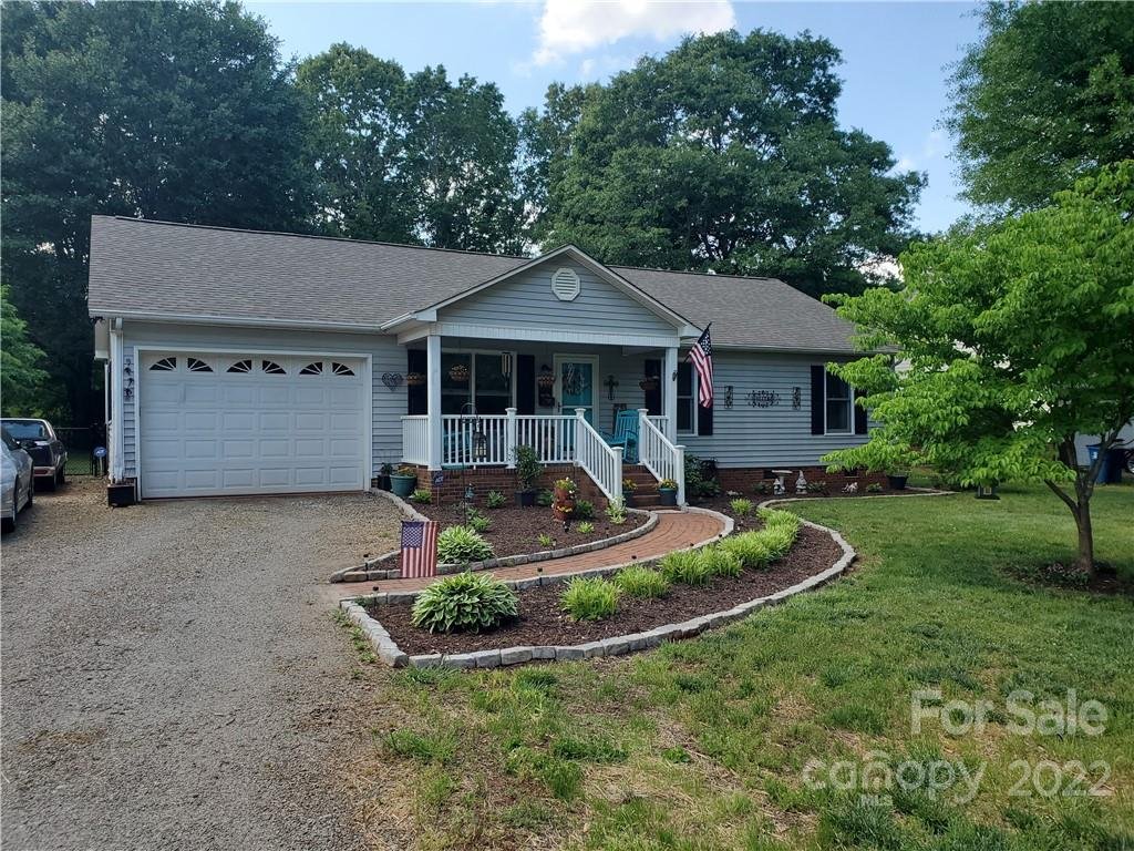 Property image 1 at 627 Blossom Hill Road, Lincolnton, NC 28092