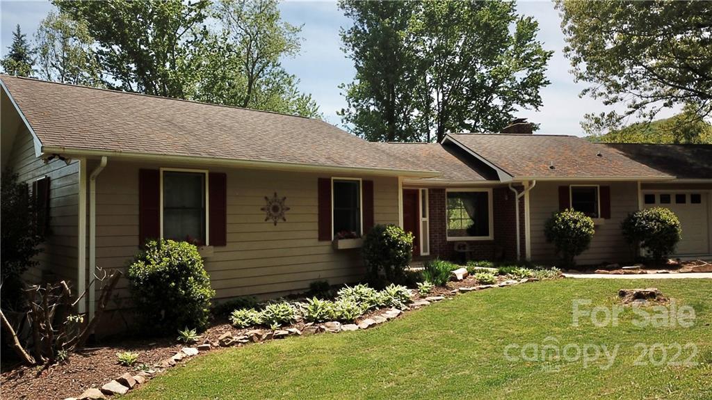 Property image 1 at 68 Wenlock Way, Waynesville, NC 28785