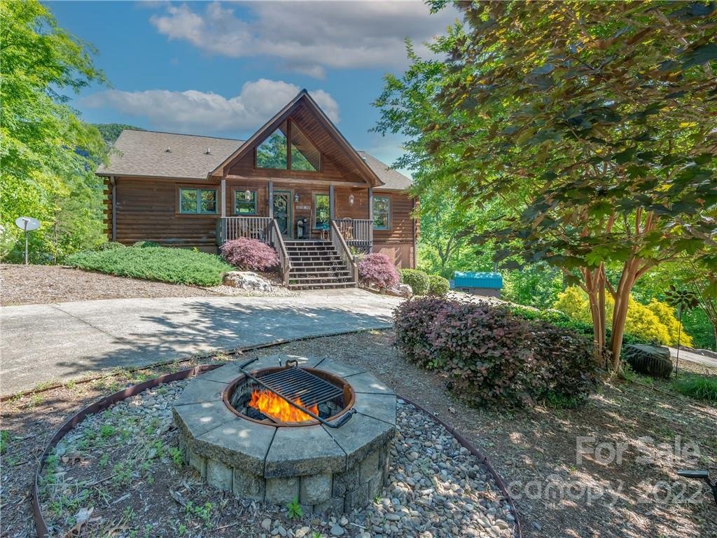 Property image 1 at 417 Garden Lane, Lake Lure, NC 28746