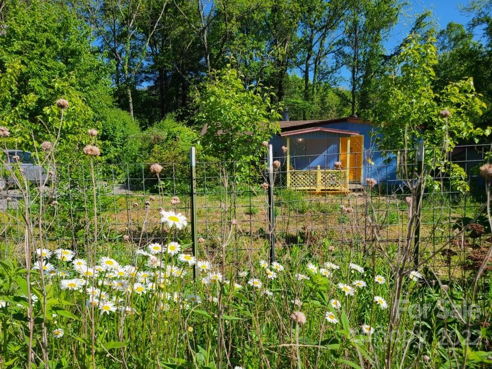 Property image 1 at 43 Riddle Road, Swannanoa, NC 28778