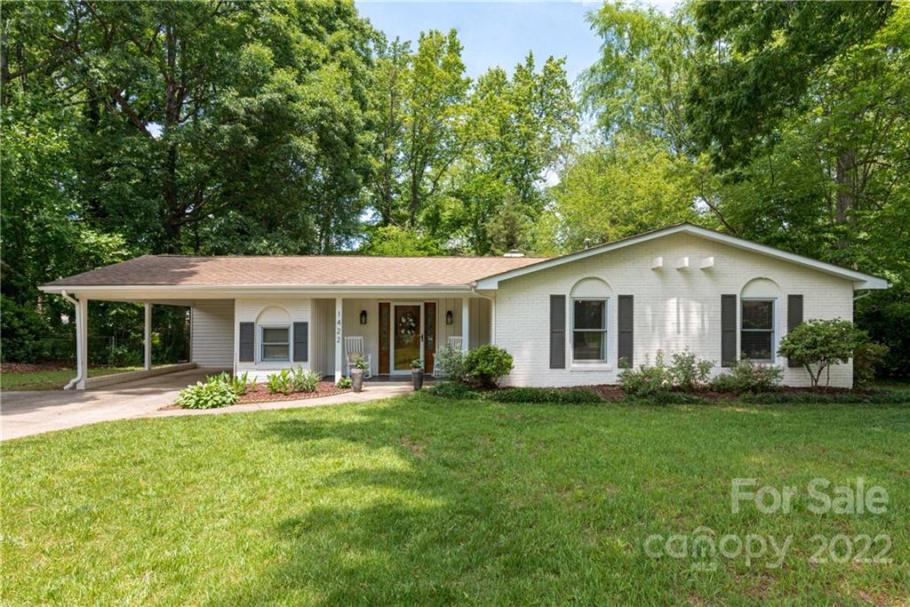 Property image 1 at 1422 Mcilroy Road, Charlotte, NC 28212