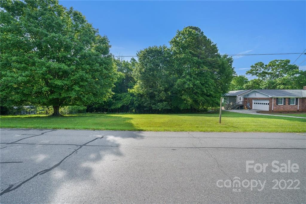 Property image 1 at 0000 Lakeview Drive, Harrisburg, NC 28075