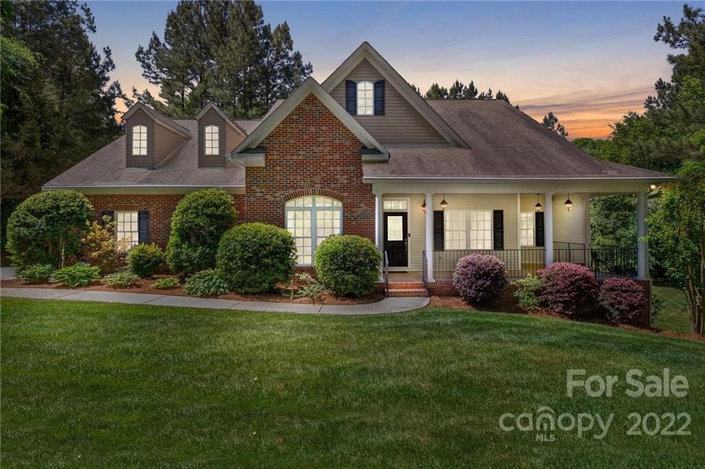 Property image 1 at 6405 Chatham Drive, Mount Holly, NC 28120