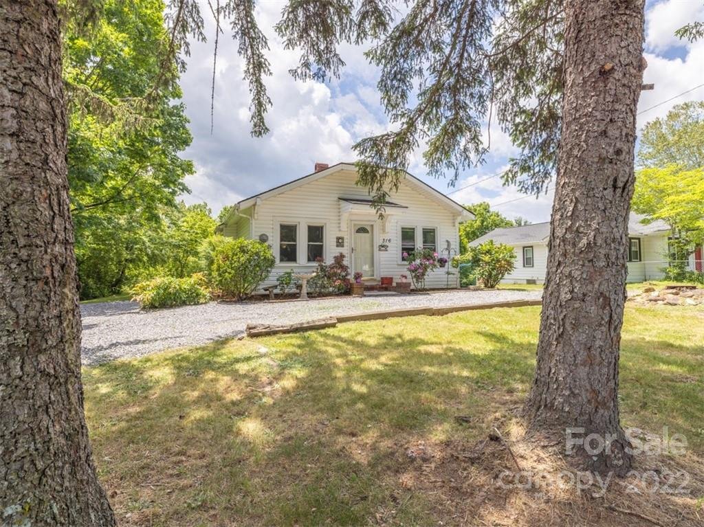 Property image 1 at 316 Bee Tree Road, Swannanoa, NC 28778
