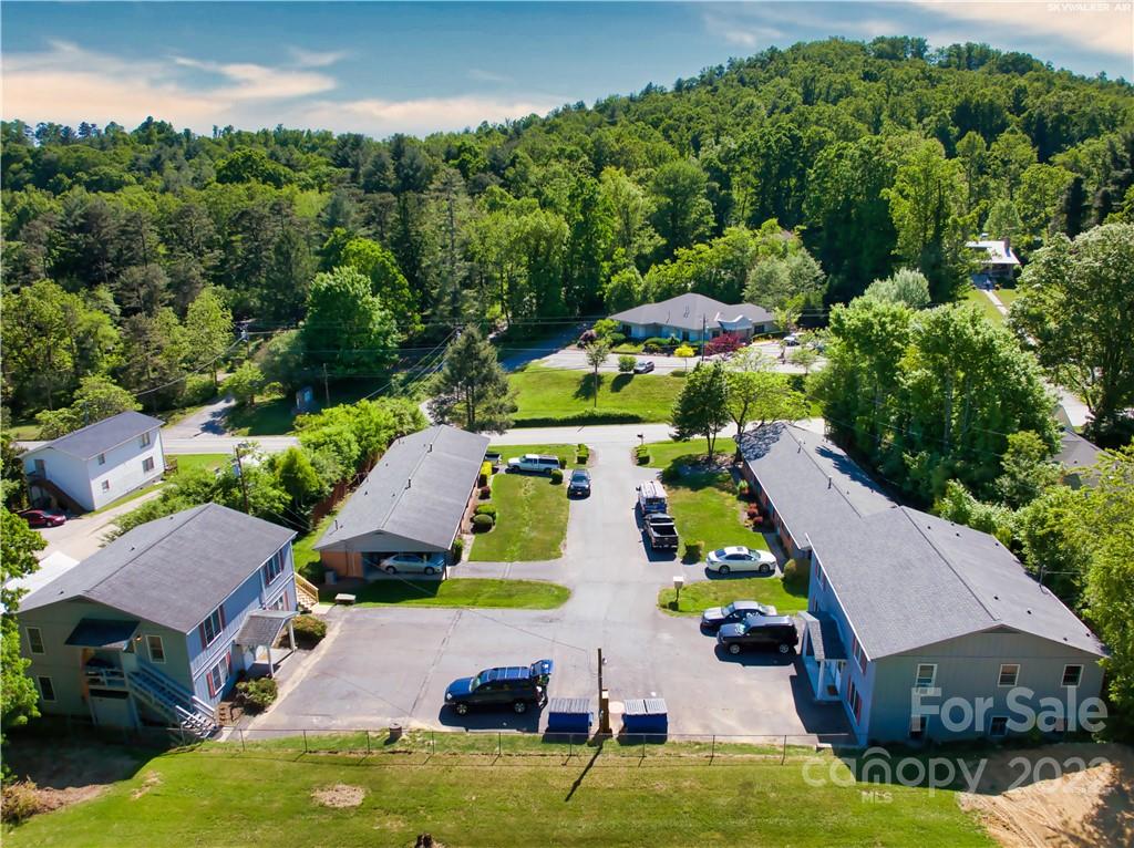 Property image 1 at 365 Weaverville Road, Asheville, NC 28804