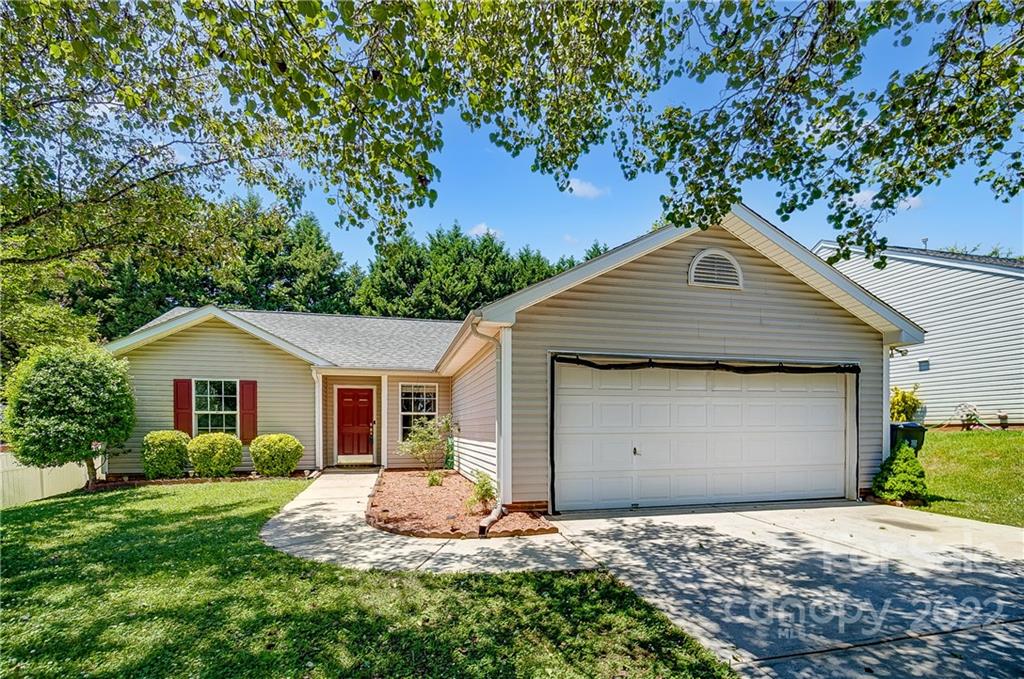 Property image 1 at 2020 Pleasant Dale Drive, Charlotte, NC 28214