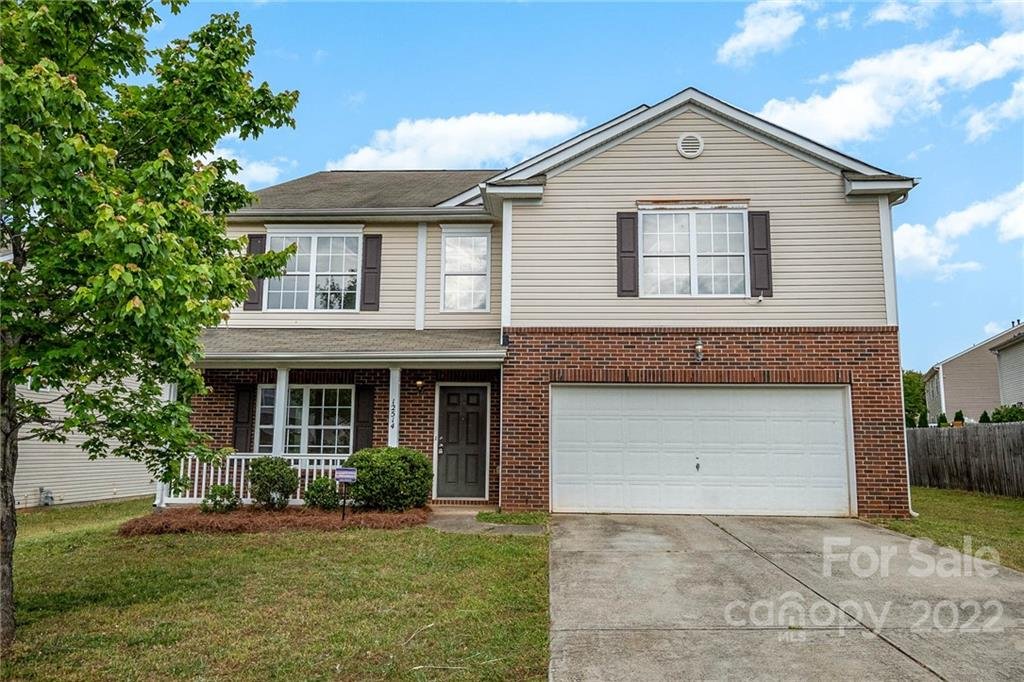 12514 Leaning Pine Lane