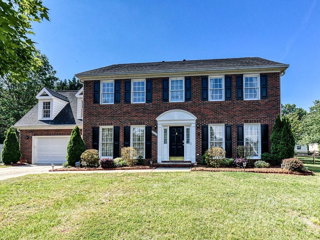 Property image 1 at 9012 Agnes Park Lane, Huntersville, NC 28078