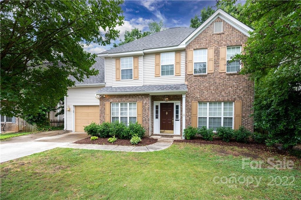 1439 Hollythorne Drive