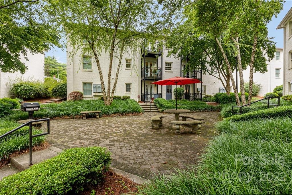 Property image 1 at 4915 Park Road, Charlotte, NC 28209