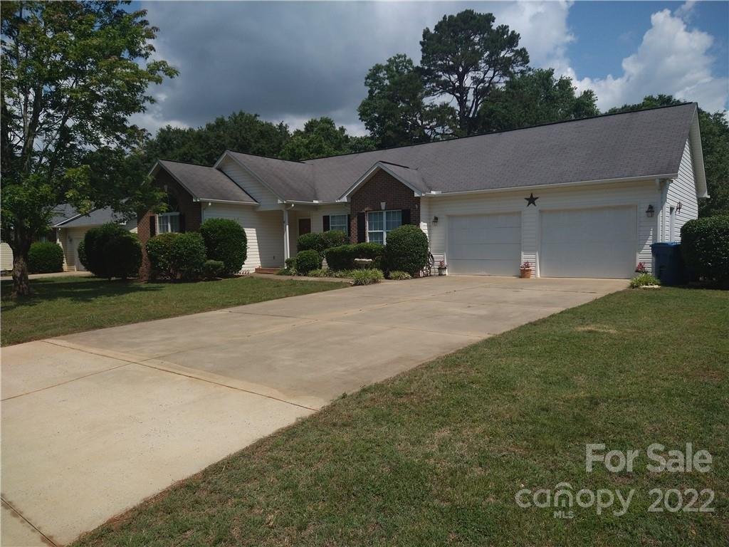 Property image 1 at 3240 St Vincent Drive, Claremont, NC 28610