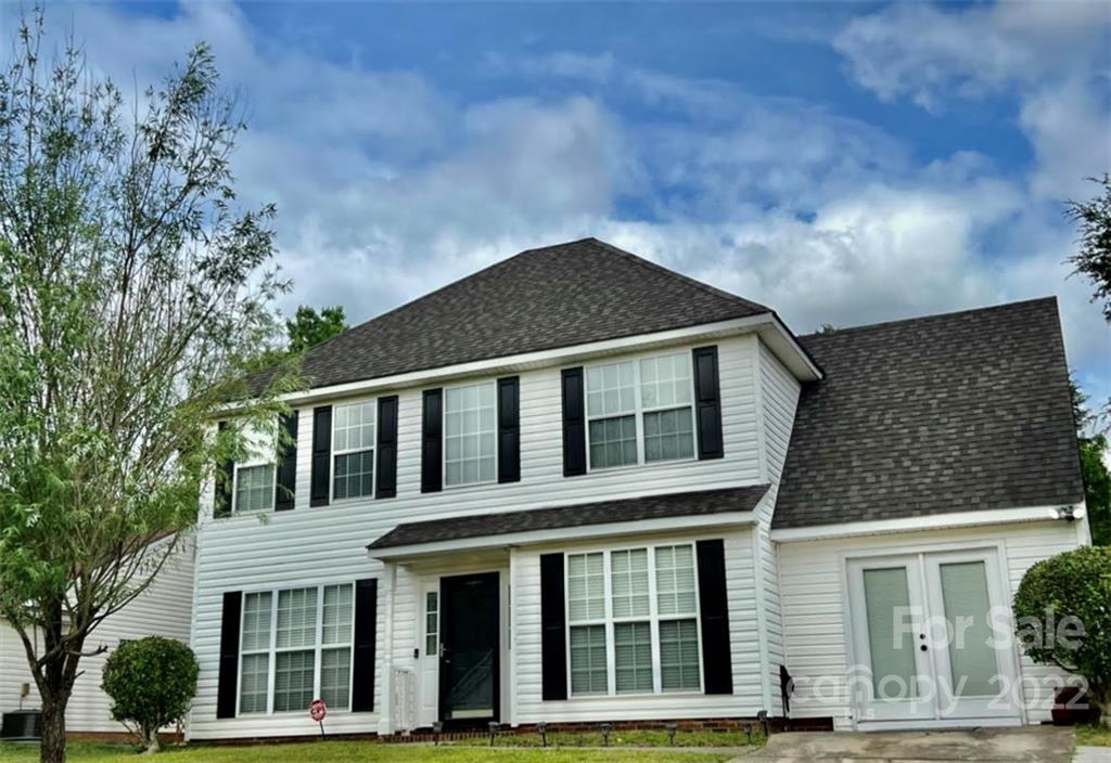 Property image 1 at 8400 Vermilion Drive, Charlotte, NC 28215