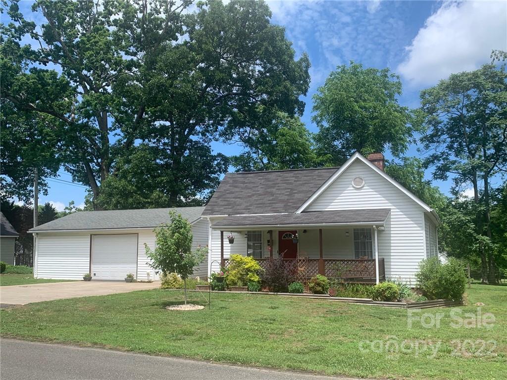 Property image 1 at 25 Seventh Street, York, SC 29745