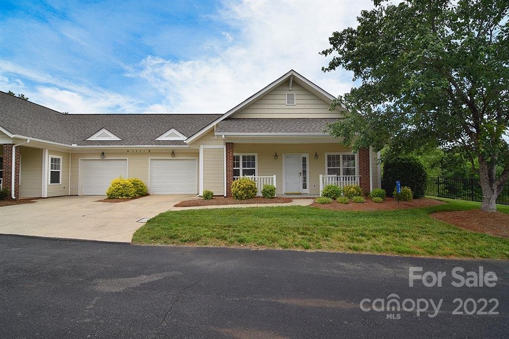 2421 B Granville Place