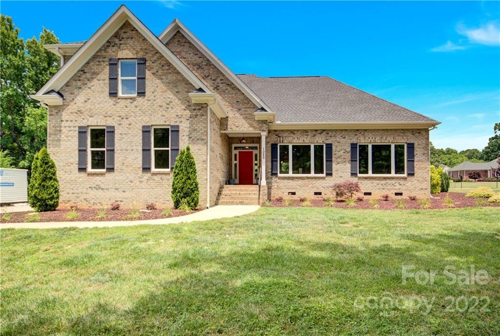 Property image 1 at 1025 Maremont Court, Weddington, NC 28104